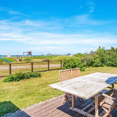 6 Person Holiday Home In L Gst R *