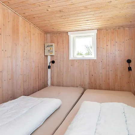 Nyaraló 6 Person Holiday Home In L Gst R *